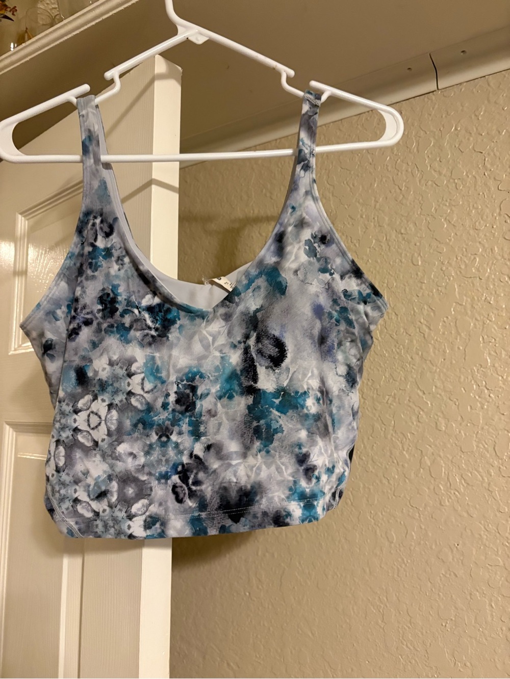 Women’s Blue Tie-Dye Lululemon crop/sports bra
